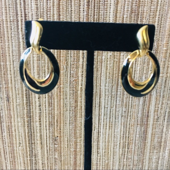 Vintage Trifari Hoop Earrings Clips Gold & Black - Picture 4 of 6